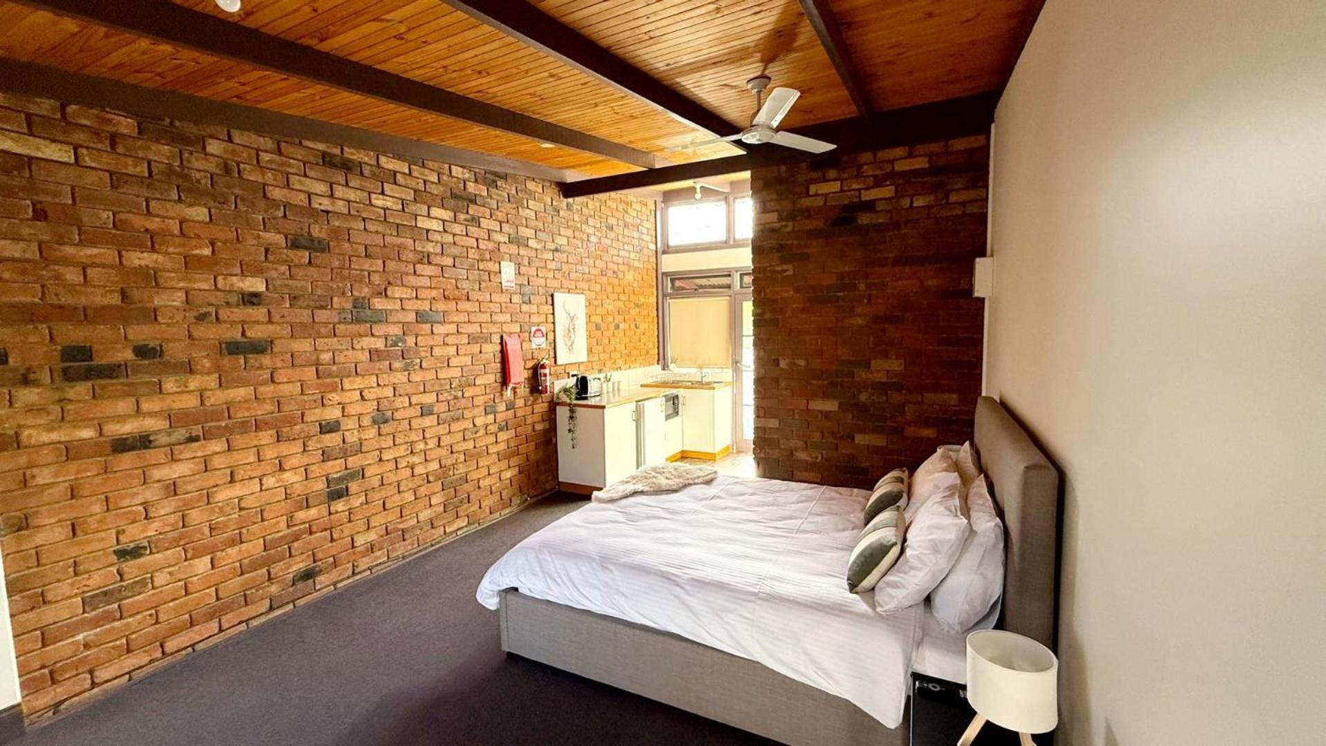 Colonial Bank Motel Omeo Extérieur photo
