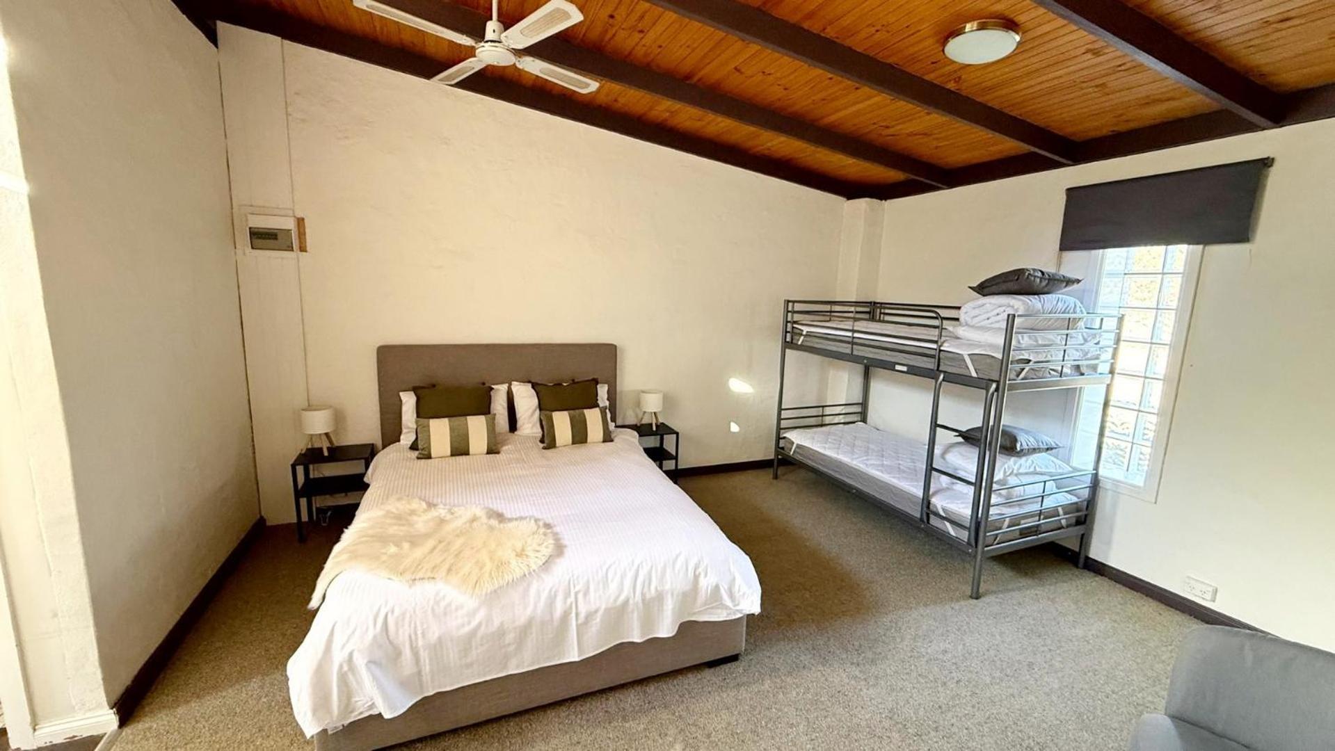 Colonial Bank Motel Omeo Extérieur photo