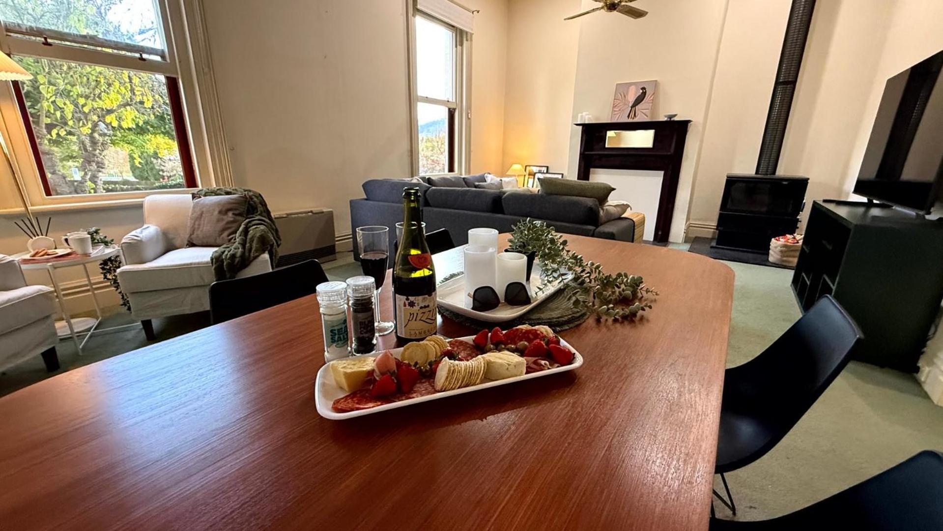 Colonial Bank Motel Omeo Extérieur photo