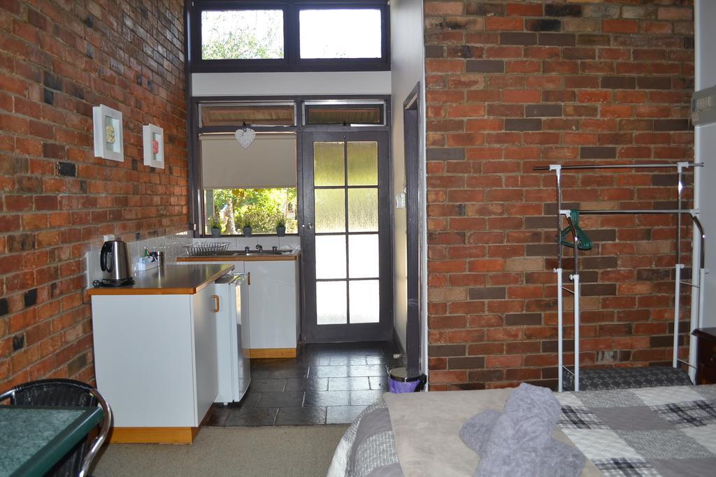 Colonial Bank Motel Omeo Chambre photo